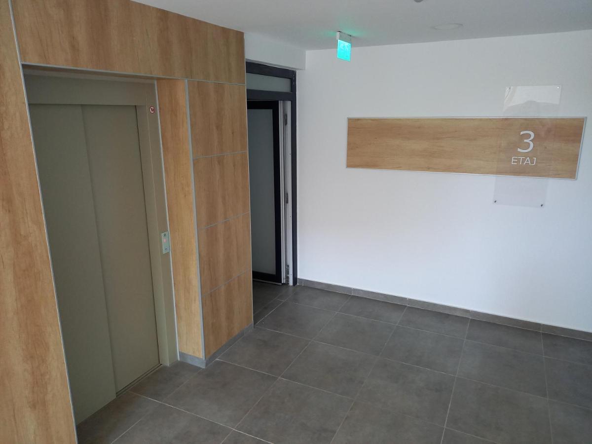 Lavanda Apartment Oradea Extérieur photo